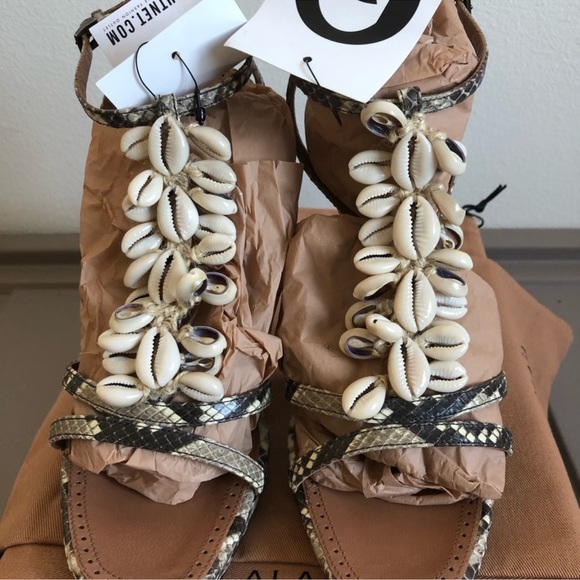 Alaia Python Shell Sandals 40 NIB - Picture 3 of 9